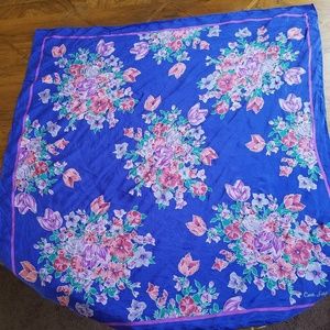 Vintage Accessories - Vintage Floral Square Scarf Vintage Accessories - Vintage Floral Square Scarf